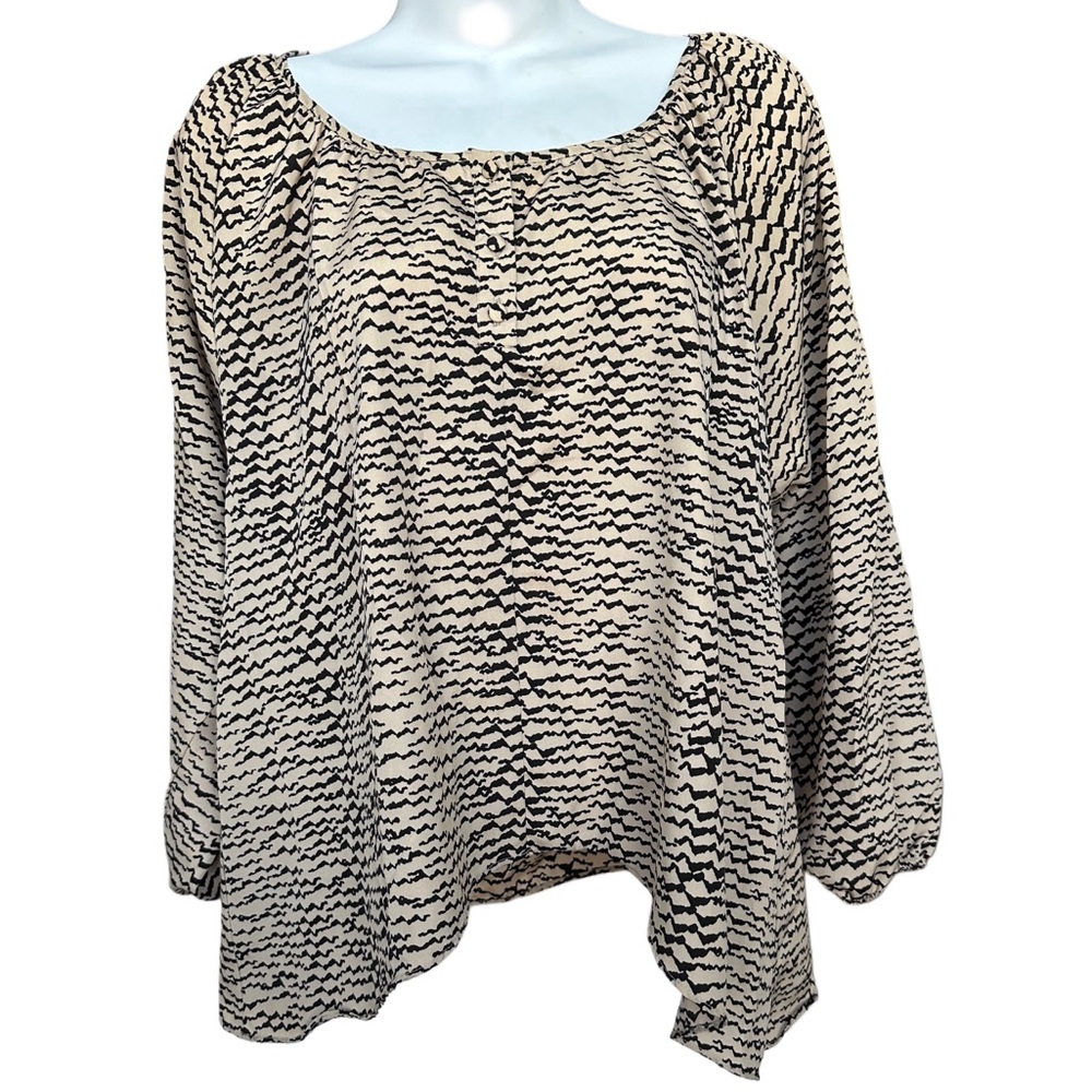 Kenar Boat Neck Black and Tan Blouse with Asymmetrical Hem Size S